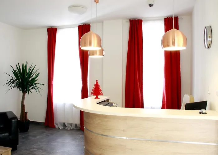 Vera Hotel